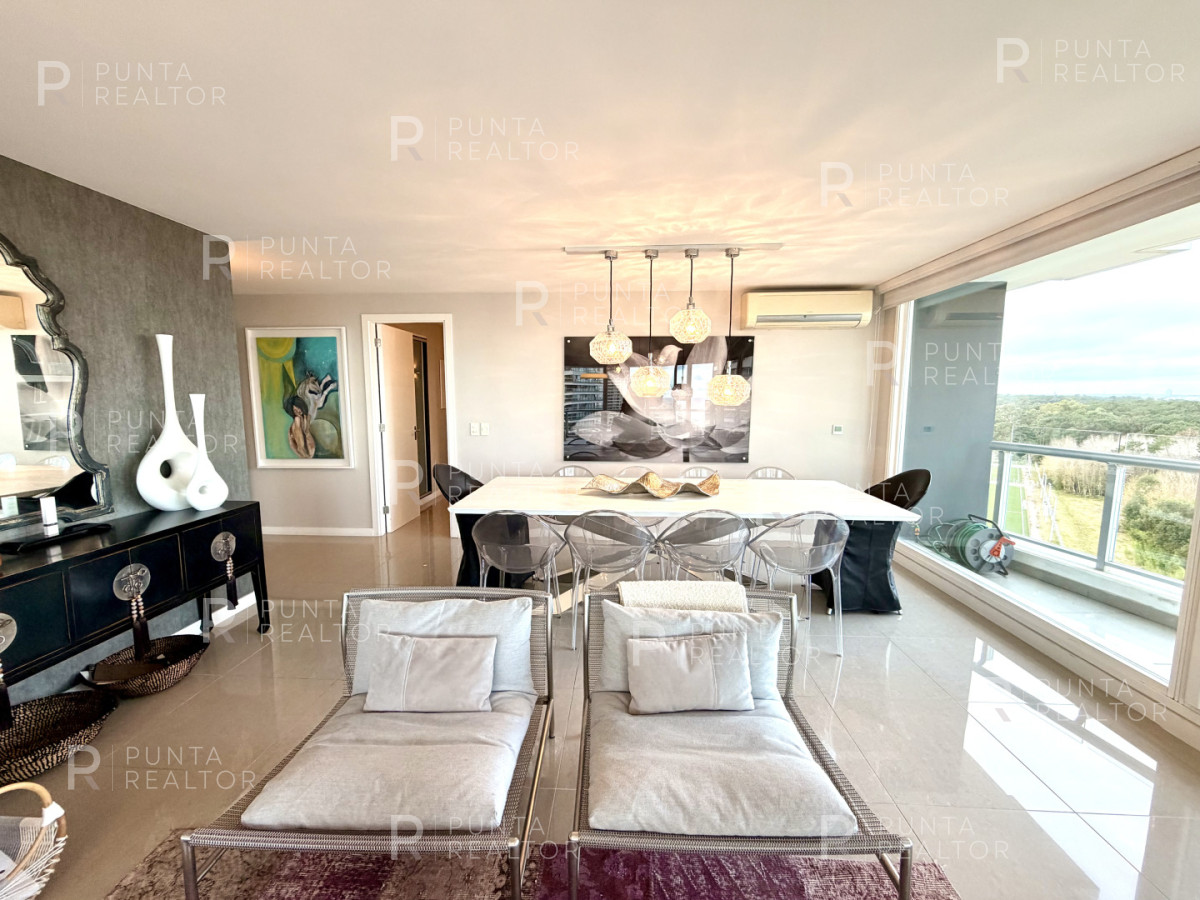Apartamento ID.2694 - ESQUINERO 4 DORMITORIOS EN SUITE PISO ALTO EN VENTA TORRE ONE 