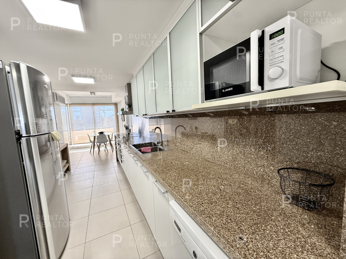 Apartamento ID.2703 - Exclusivo departamento esquinero en venta y alquiler temporal en Playa Brava