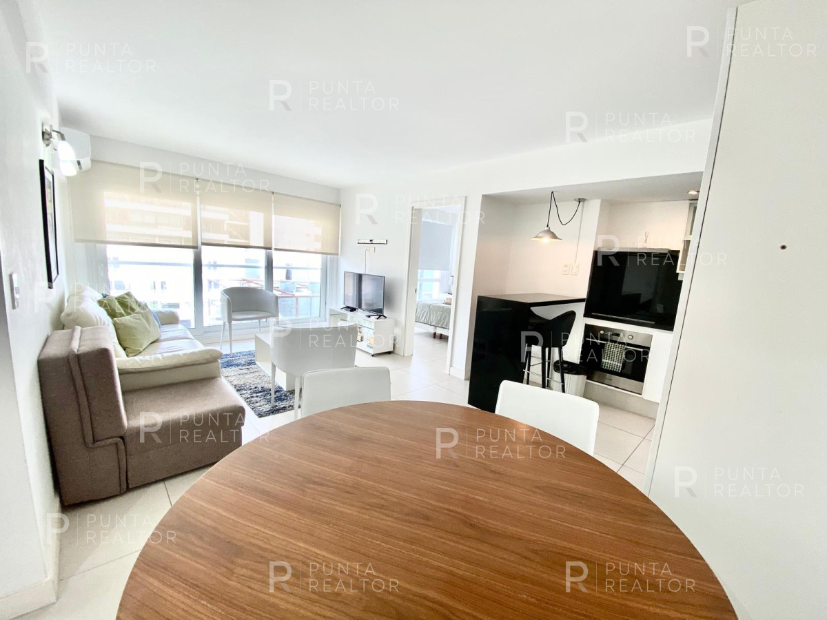 Apartamento ID.2709 - OPORTUNIDAD UNICA VENTA APARTAMENTO 2 DORMITORIOS EN PENINSULA PUNTA DEL ESTE LUX TOWER