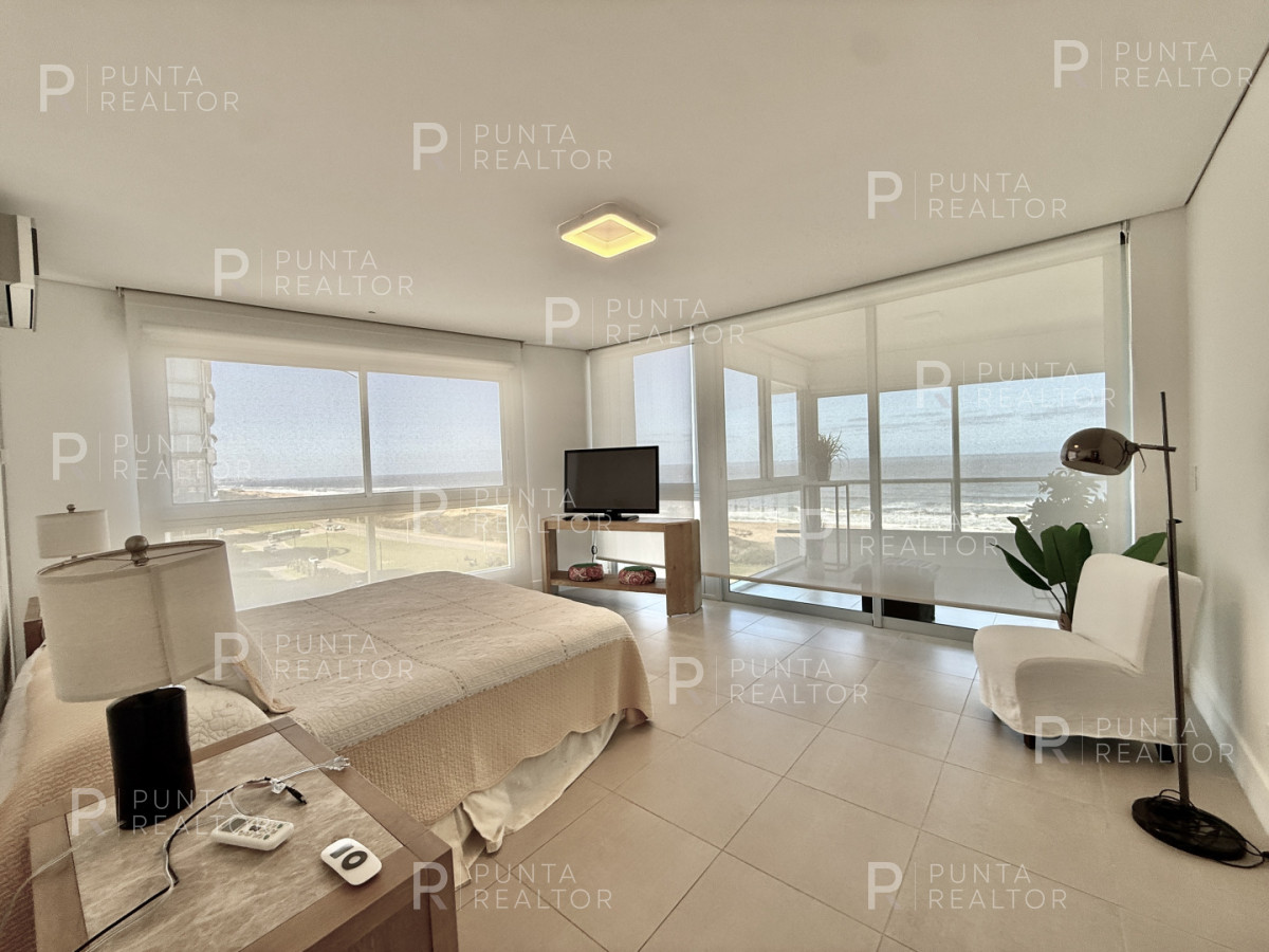 Apartamento ID.2703 - Exclusivo departamento esquinero en venta y alquiler temporal en Playa Brava