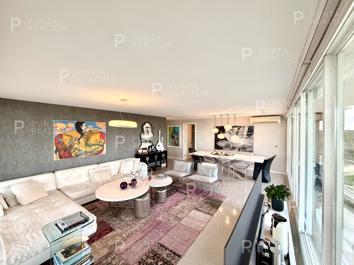 Apartamento ID.2694 - ESQUINERO 4 DORMITORIOS EN SUITE PISO ALTO EN VENTA TORRE ONE 