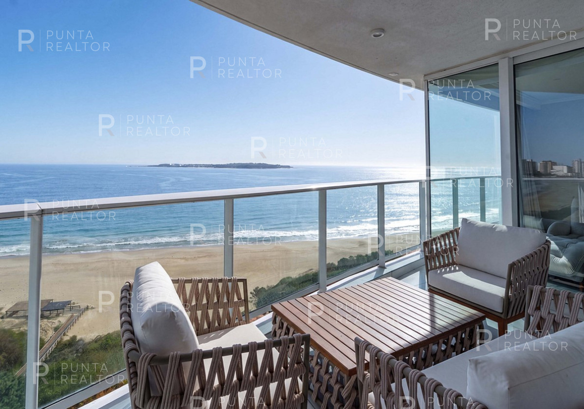 Apartamento ID.2708 - Amplio Apartamento en edificio Paramount, ideal para vacaciones familiares. Con 3 dormitorios en suite, dependencia y 5 baños