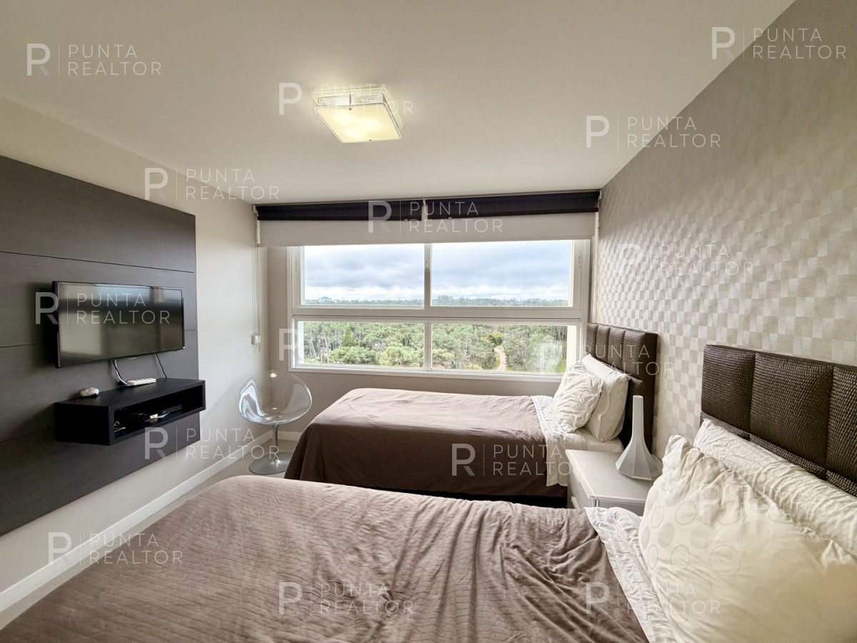 Apartamento ID.2694 - ESQUINERO 4 DORMITORIOS EN SUITE PISO ALTO EN VENTA TORRE ONE 
