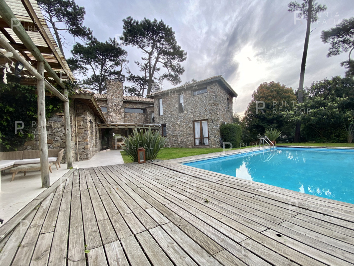 Casa ID.2691 - excepcional propiedad en Punta del Este