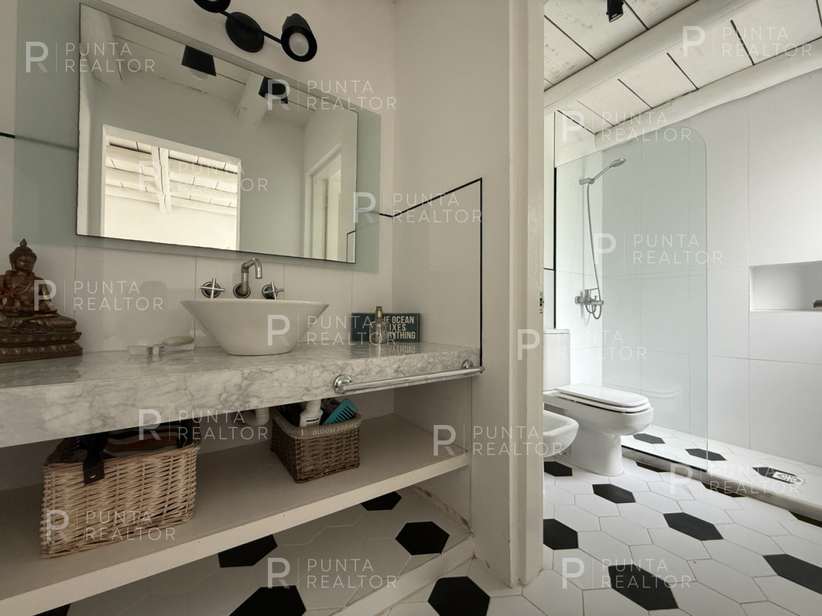 Casa ID.2706 - Excelente casa en venta y alquiler temporal en Manantiales