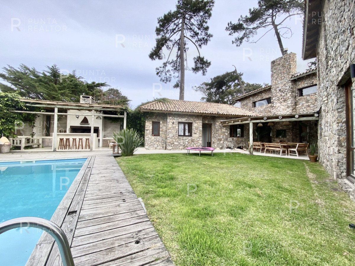 Casa ID.2691 - excepcional propiedad en Punta del Este