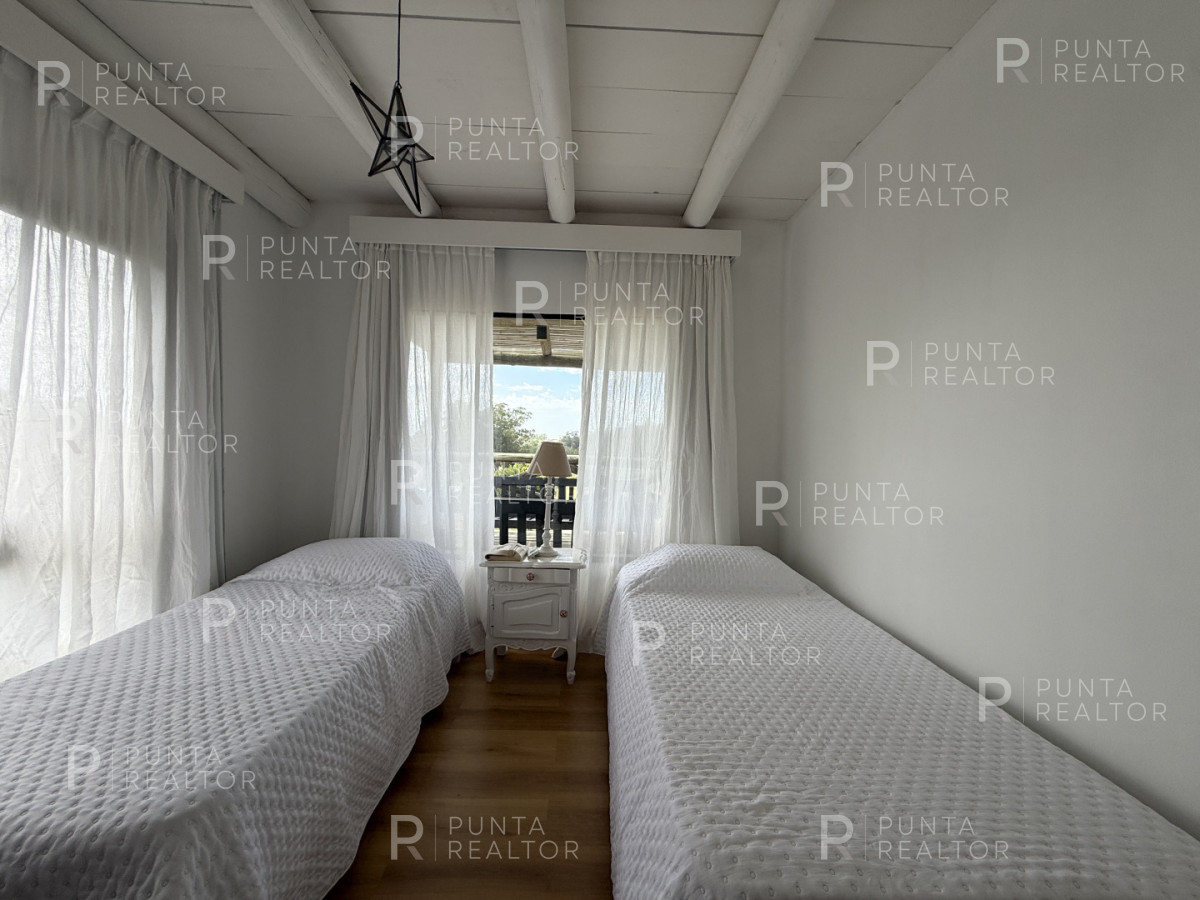 Casa ID.2706 - Excelente casa en venta y alquiler temporal en Manantiales