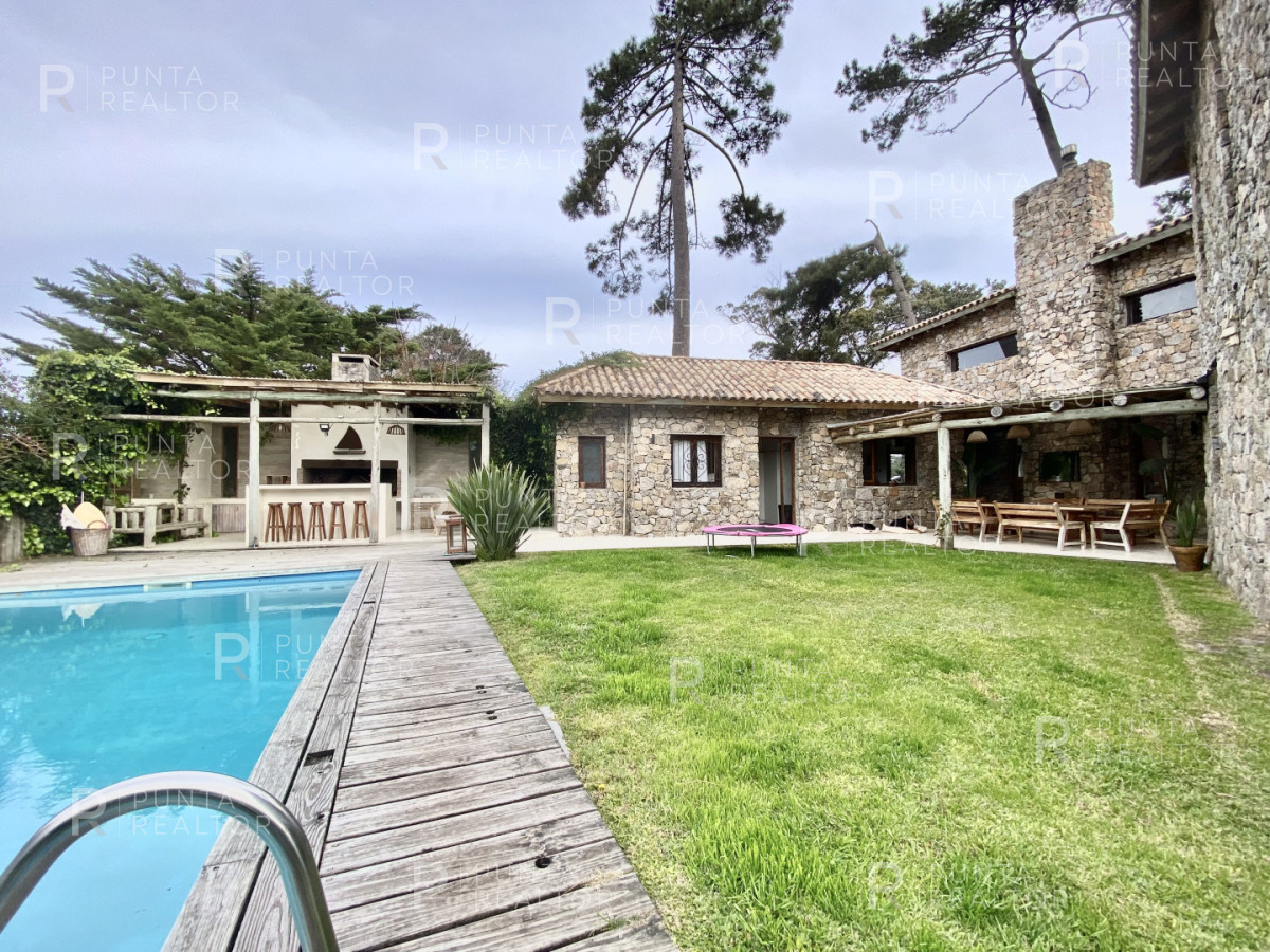 Casa ID.2691 - excepcional propiedad en Punta del Este