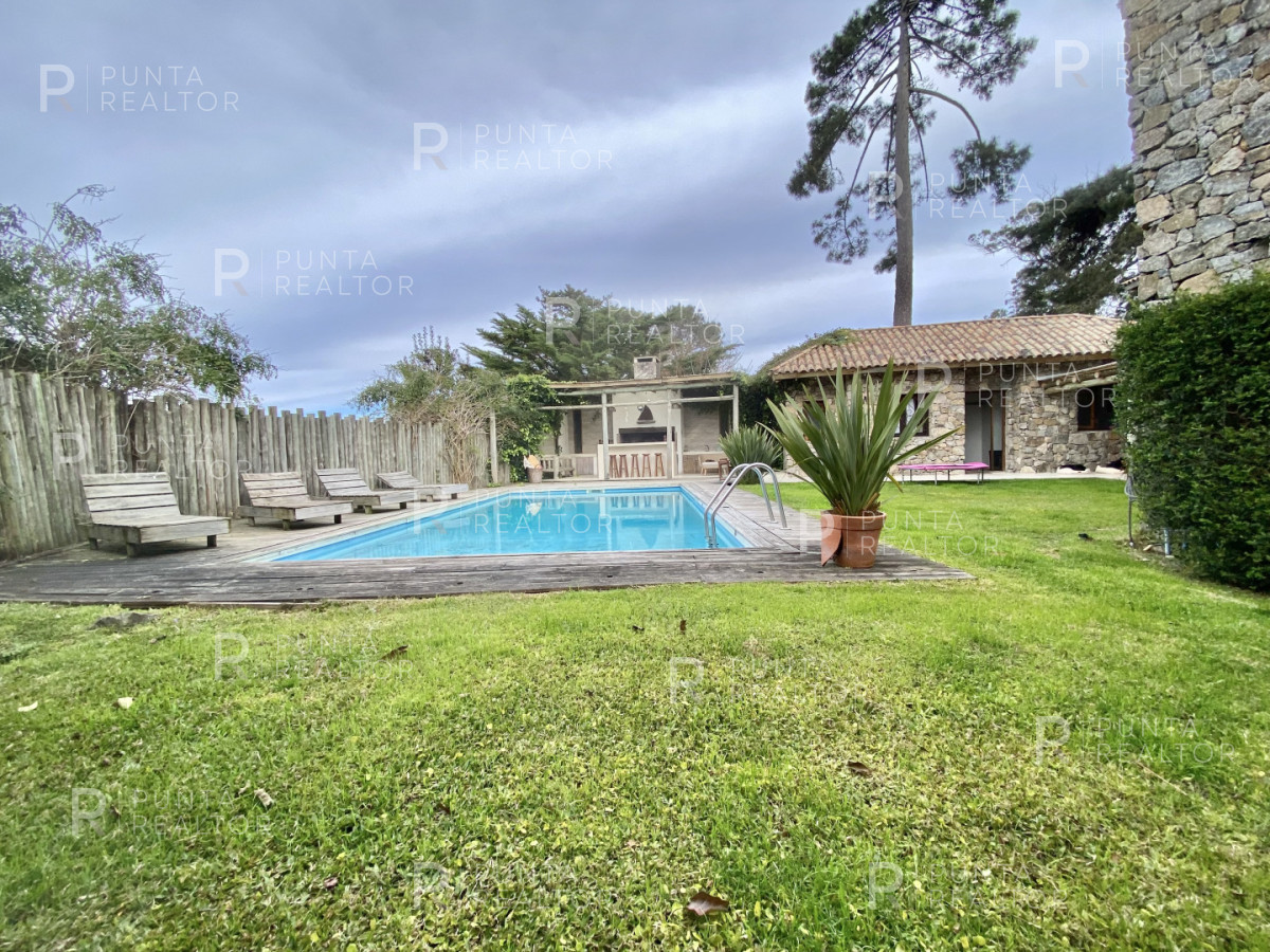 Casa ID.2691 - excepcional propiedad en Punta del Este