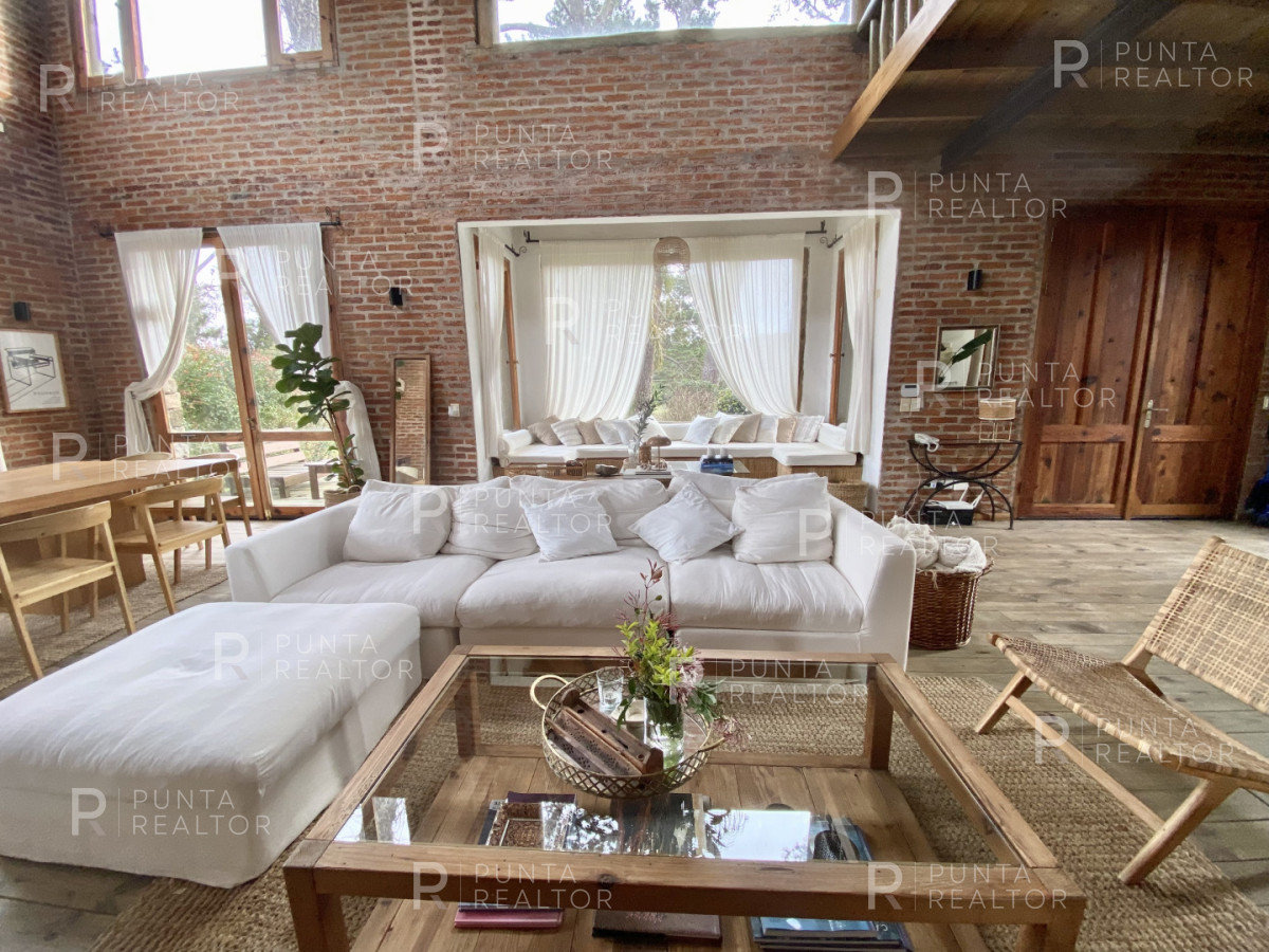 Casa ID.2691 - excepcional propiedad en Punta del Este