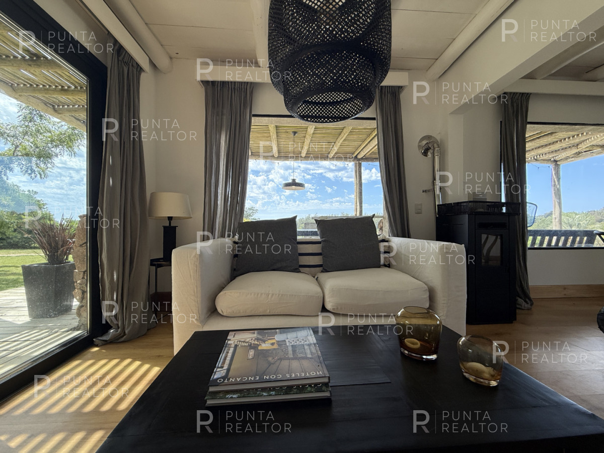 Casa ID.2706 - Excelente casa en venta y alquiler temporal en Manantiales