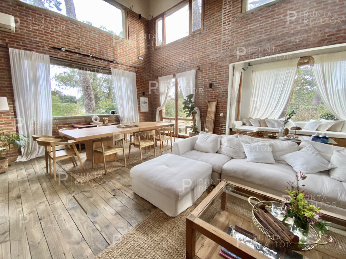 Casa ID.2691 - excepcional propiedad en Punta del Este