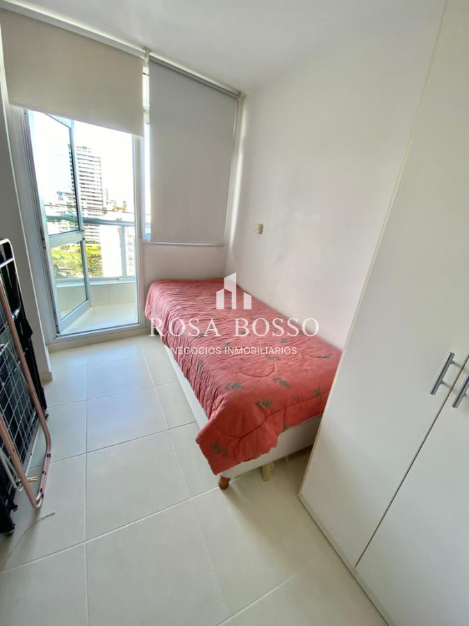 Apartamento ID.7992 - Apartamento en alquiler temporario Playa Mansa 2 dormitorios SEASON TOWER