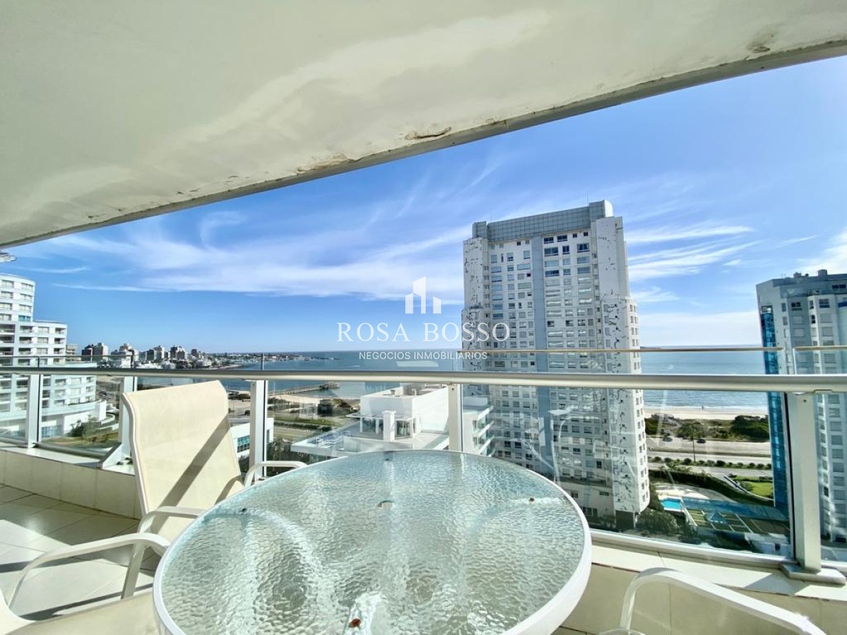 Apartamento ID.7992 - Apartamento en alquiler temporario Playa Mansa 2 dormitorios SEASON TOWER
