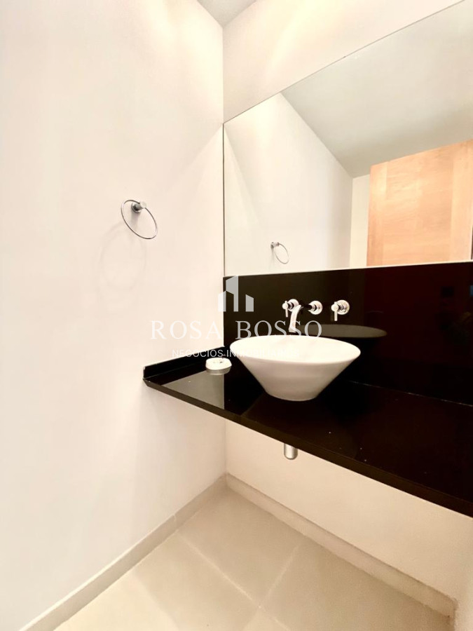 Apartamento ID.7992 - Apartamento en alquiler temporario Playa Mansa 2 dormitorios SEASON TOWER