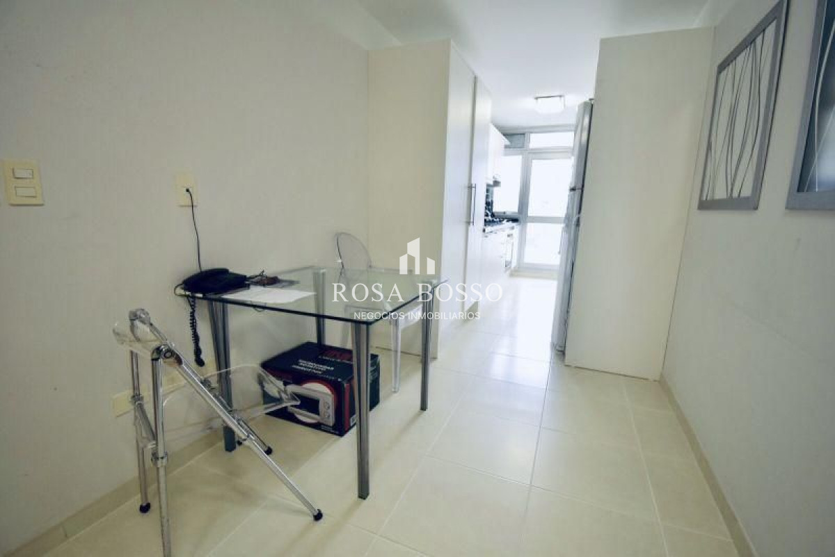 Apartamento ID.7999 - Apartamento en venta Playa Mansa 3 dormitorios SEASONS