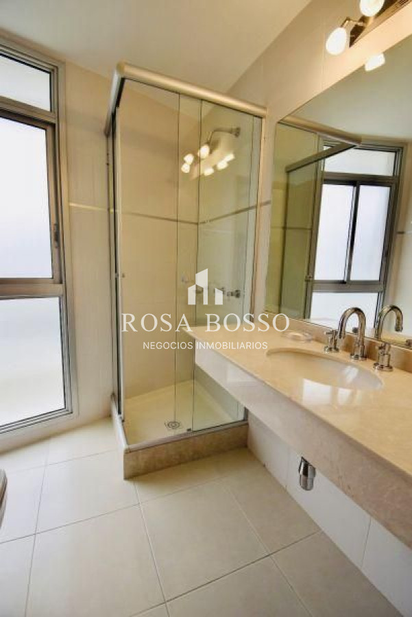Apartamento ID.7999 - Apartamento en venta Playa Mansa 3 dormitorios SEASONS