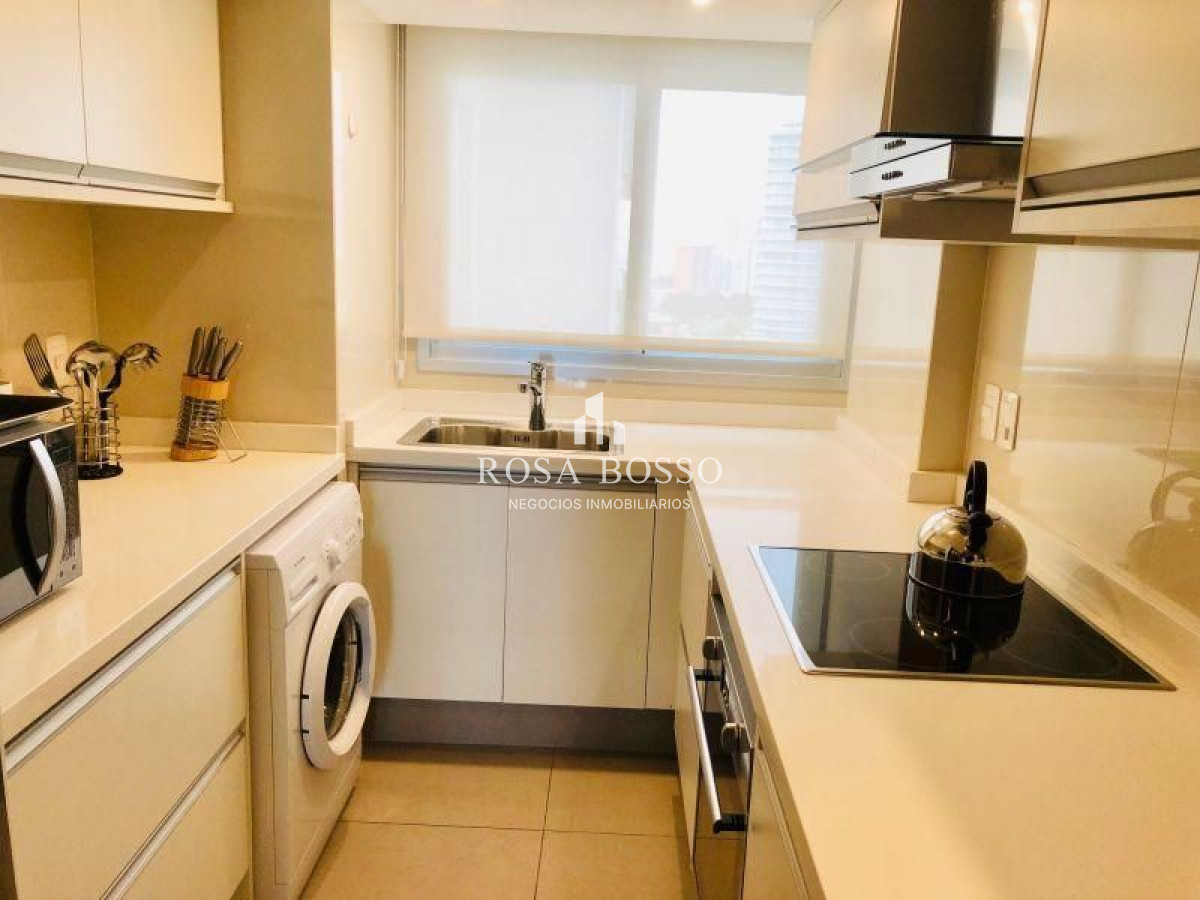 Apartamento ID.7998 - Apartamento en venta Playa Mansa 2 dormitorios MIAMI BOOULEVARD