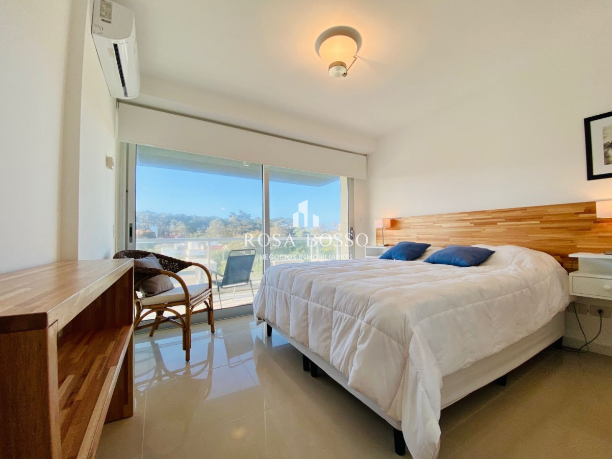 Apartamento ID.7845 - Venta Apartamento de 3 DORMITORIOS en Playa Brava, Punta del Este