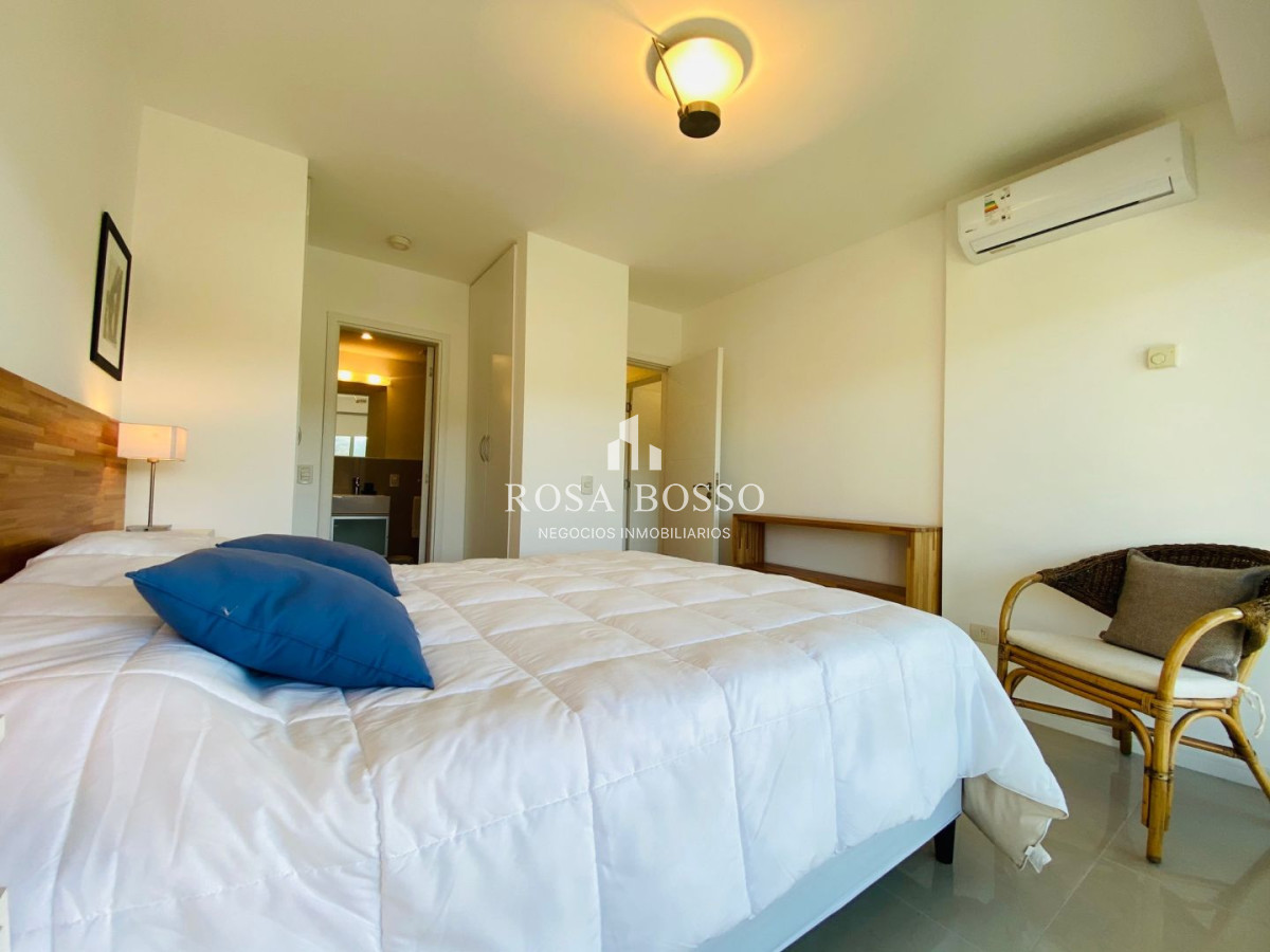 Apartamento ID.7845 - Venta Apartamento de 3 DORMITORIOS en Playa Brava, Punta del Este