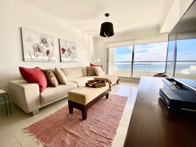 Alquiler departamento 2 dormitorios Mansa Punta del este