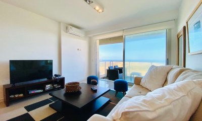 Venta Apartamento de 3 DORMITORIOS en Playa Brava, Punta del Este