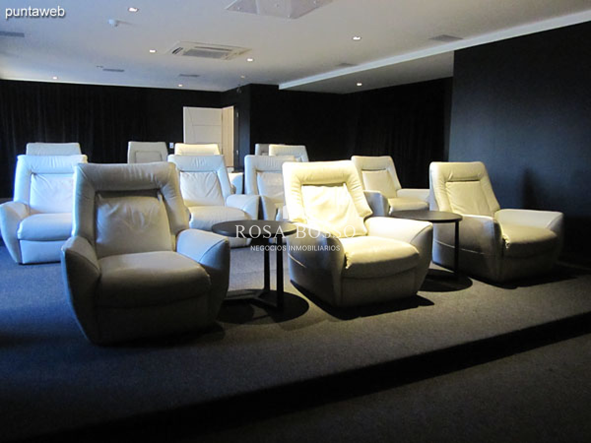 Apartamento ID.7998 - Apartamento en venta Playa Mansa 2 dormitorios MIAMI BOOULEVARD