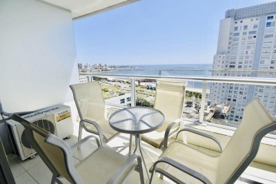 Apartamento en alquiler temporario Playa Mansa 2 dormitorios Seasons Tower