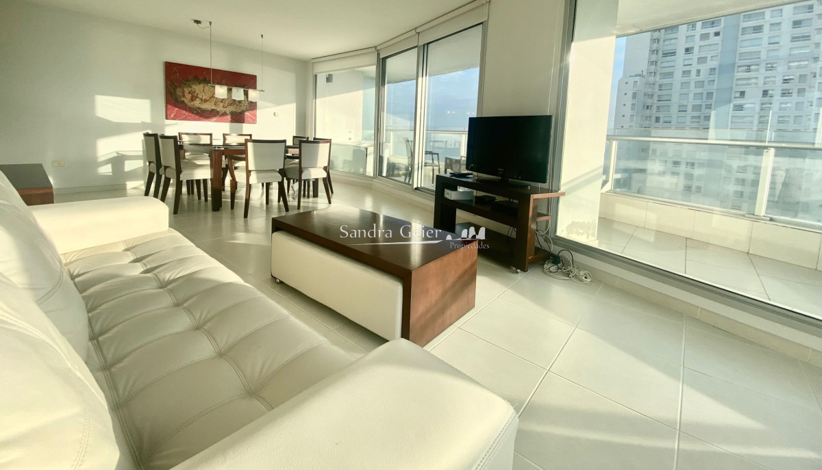 Apartamento ID.2158 -  Seasons Tower - Apartamento en venta Mansa 3 dormitorios