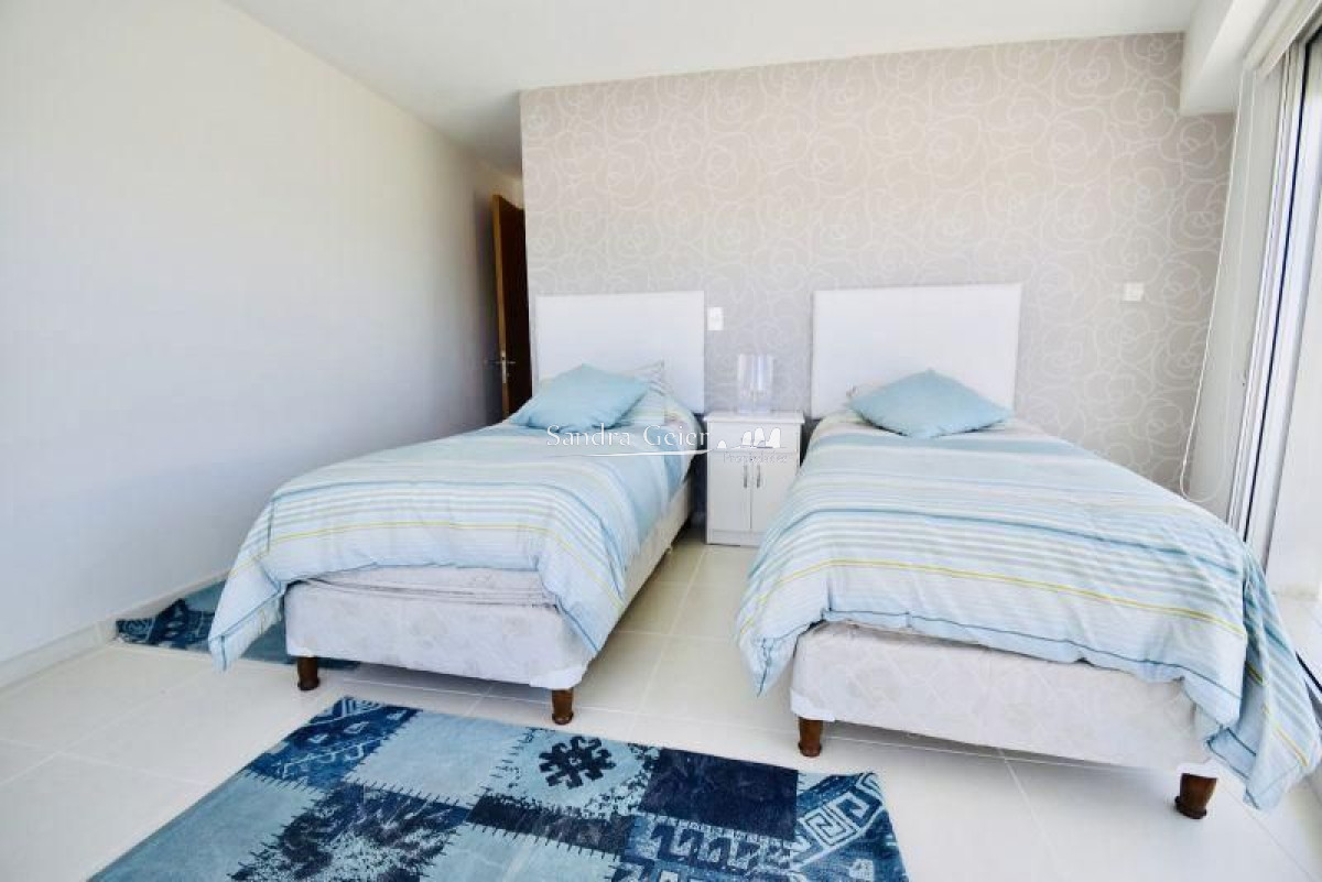 Apartamento ID.2156 - Oportunidad apartamento de 3 dormitorios en Season Tower