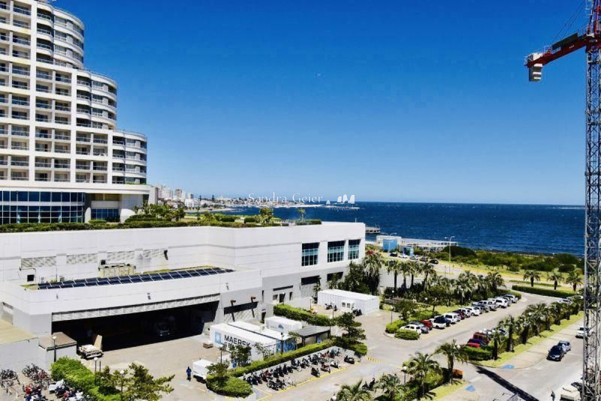 Apartamento ID.2156 - Oportunidad apartamento de 3 dormitorios en Season Tower