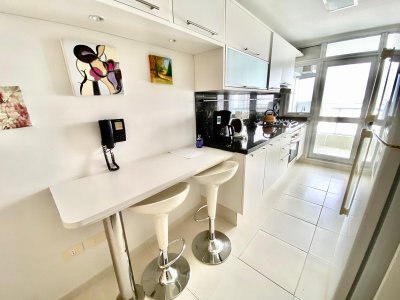 Apartamento ID.1917 - Apartamento en venta Playa Mansa 2 dormitorios
