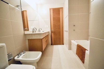 Apartamento ID.1917 - Apartamento en venta Playa Mansa 2 dormitorios