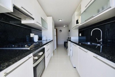 Apartamento ID.2156 - Oportunidad apartamento de 3 dormitorios en Season Tower