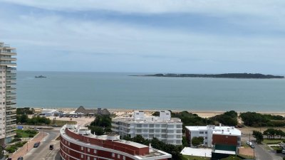 Alquiler temporada de Apartamento 2 DORMITORIOS mas dependecia en PLAYA MANSA