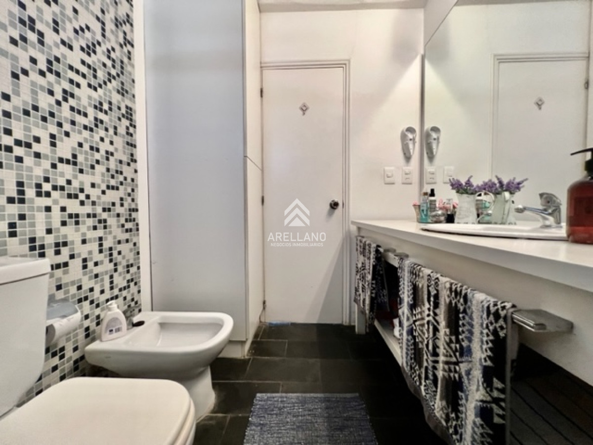 Casa ID.6031 - Casa en venta, punta del este, 2 dormitorios, Barrio privado parque pinares