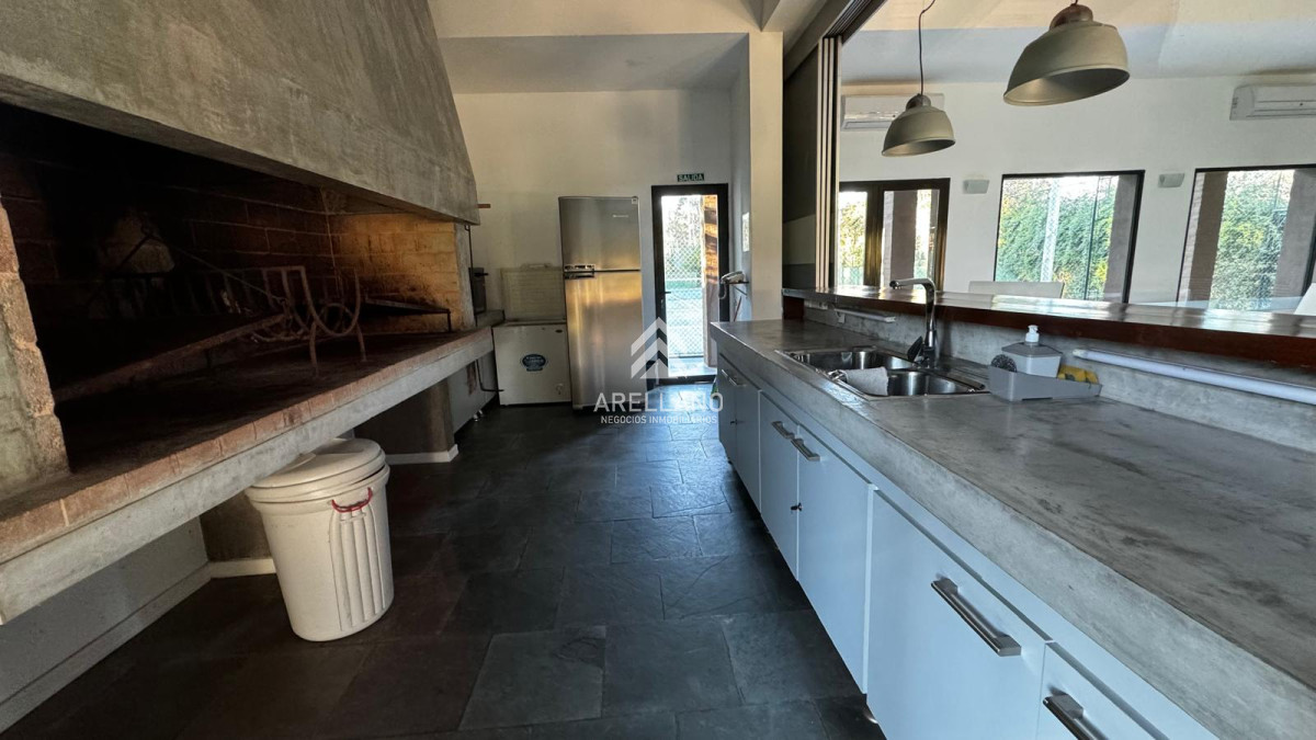 Terreno ID.6030 - GRAN OPORTUNIDAD LOTE EN BARRIO PRIVADO A 200 MTS DEL MAR EN PLAYA MANSA CON TODOS LOS SERVICIOS