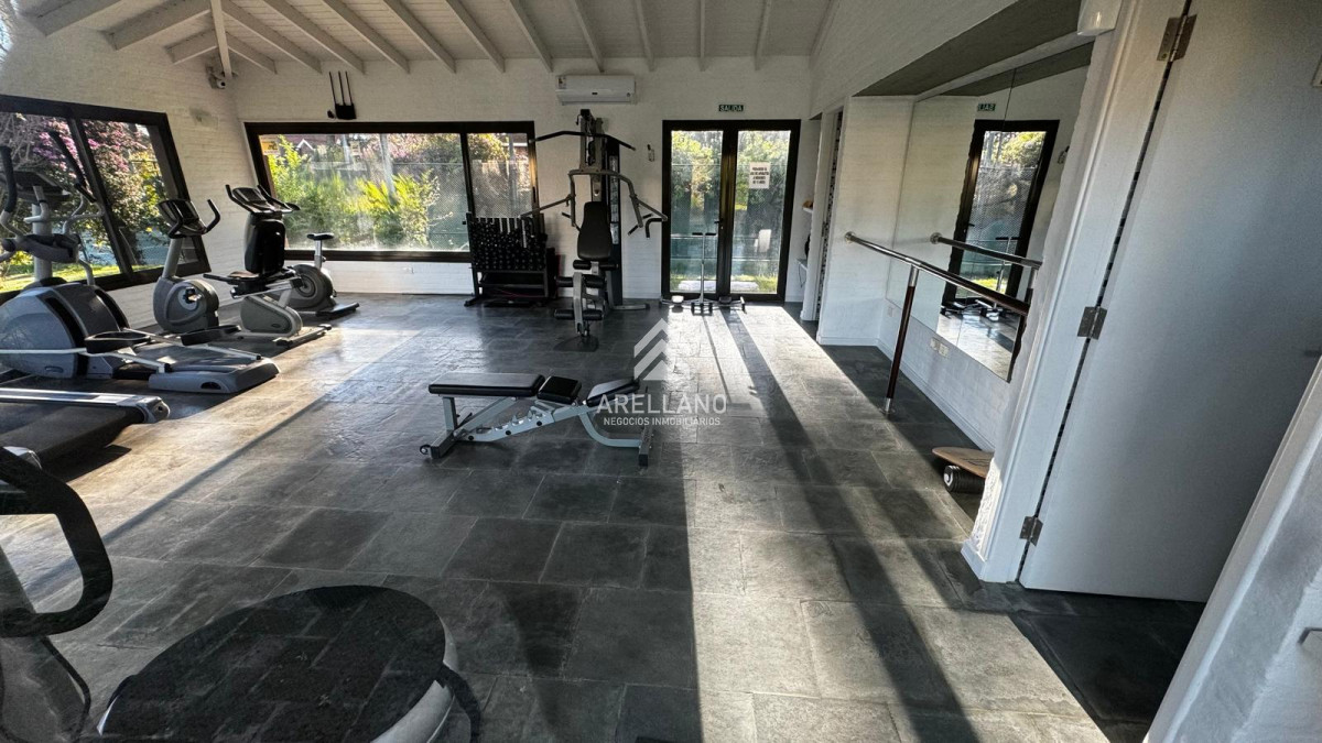 Terreno ID.6030 - GRAN OPORTUNIDAD LOTE EN BARRIO PRIVADO A 200 MTS DEL MAR EN PLAYA MANSA CON TODOS LOS SERVICIOS