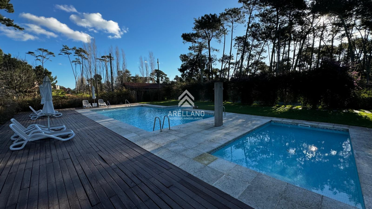 Terreno ID.6030 - GRAN OPORTUNIDAD LOTE EN BARRIO PRIVADO A 200 MTS DEL MAR EN PLAYA MANSA CON TODOS LOS SERVICIOS