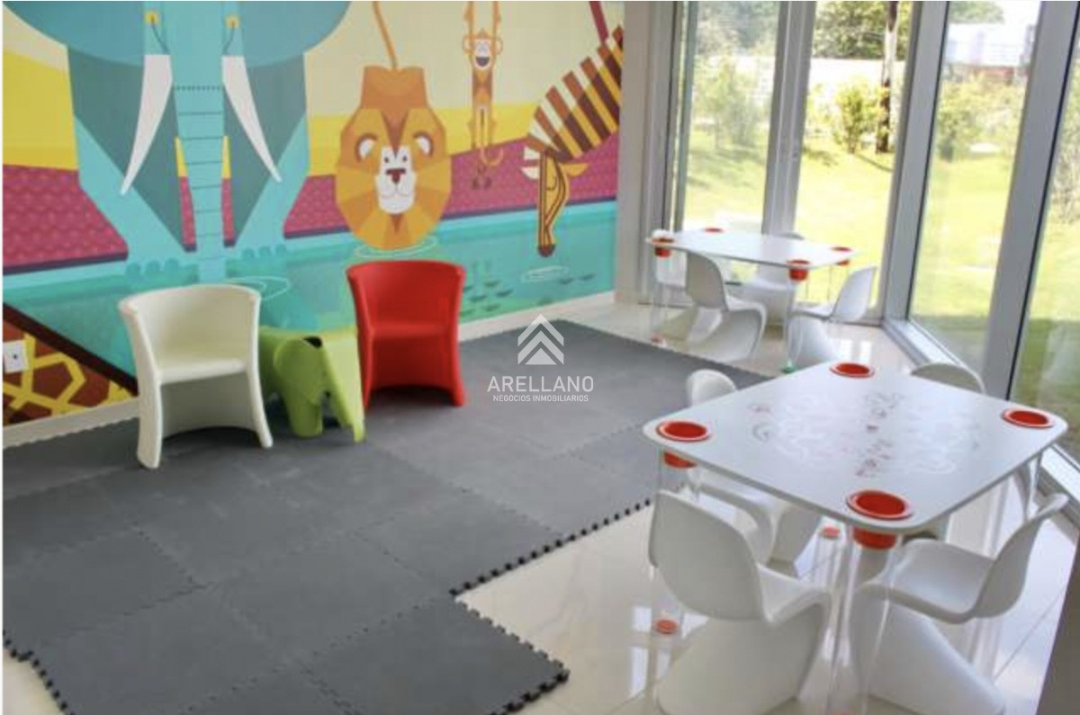 Apartamento ID.2304 - Venta apartamento Playa Mansa 3 dormitorios y dependencia 