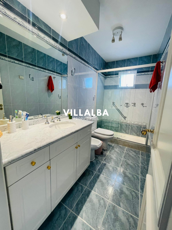 Apartamento ID.4334 - Venta de Apartamento 3 DORMITORIOS en PLAYA MANSA , PUNTA DEL ESTE