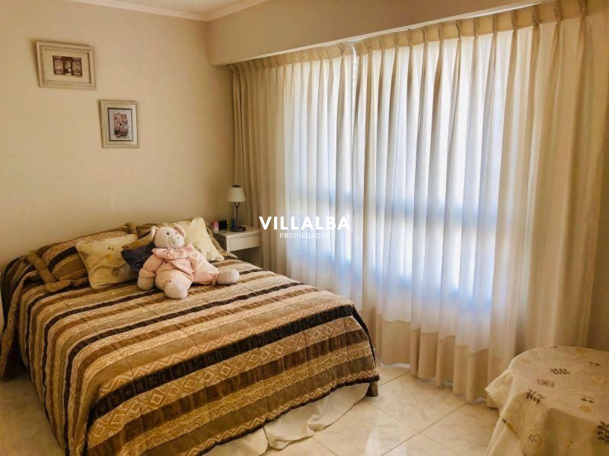 Apartamento ID.4334 - Venta de Apartamento 3 DORMITORIOS en PLAYA MANSA , PUNTA DEL ESTE