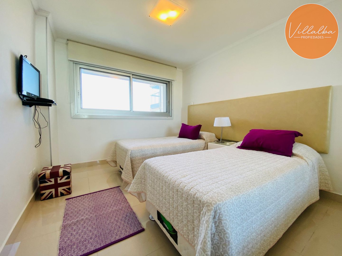 Apartamento ID.2475 - Playa Mansa 2 dormitorios