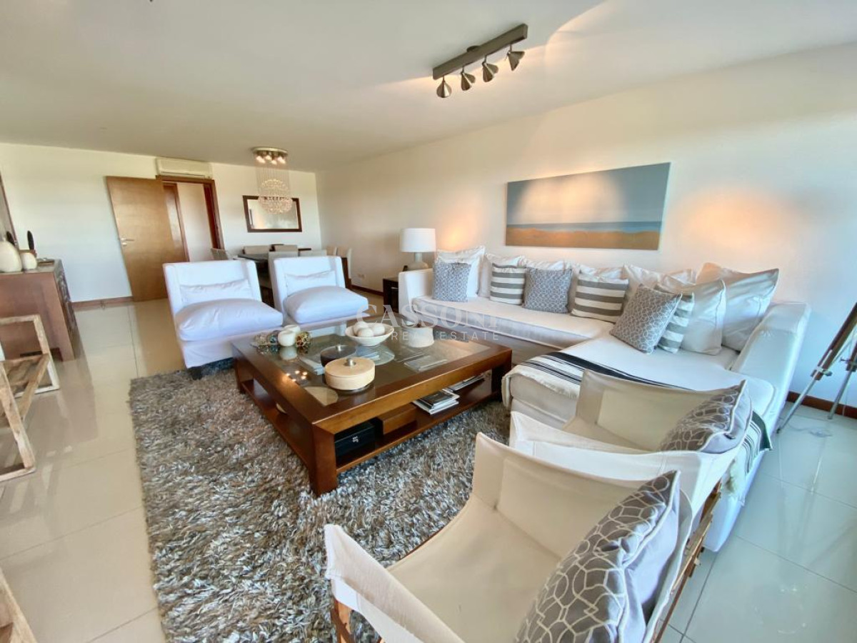 Apartamento ID.859 - Venta de Apartamento 3 DORMITORIOS en Rincón del Indio, Punta del Este.