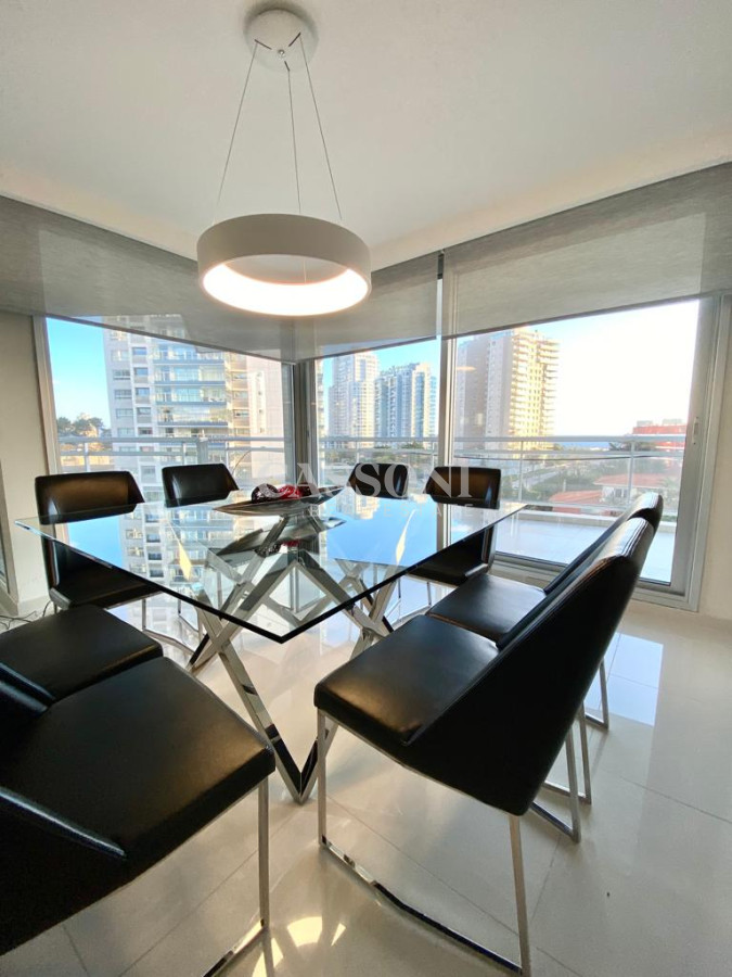 Apartamento ID.881 - Apartamento en Venta Playa Mansa 3 dormitorios Sunrise Tower