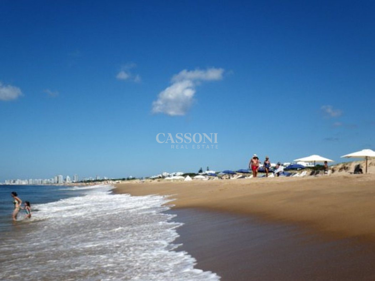 Apartamento ID.859 - Venta de Apartamento 3 DORMITORIOS en Rincón del Indio, Punta del Este.