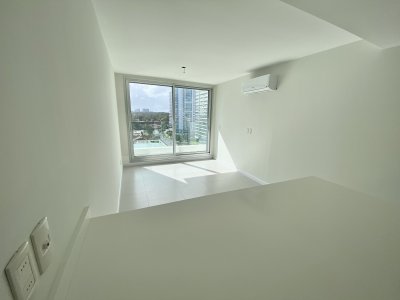 Venta de Apartamento 1 DORMITORIO en Playa Mansa, Punta del Este