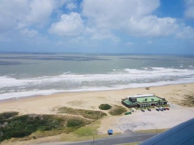 Apartamento en alquiler temporario Playa Brava 3 dormitorios