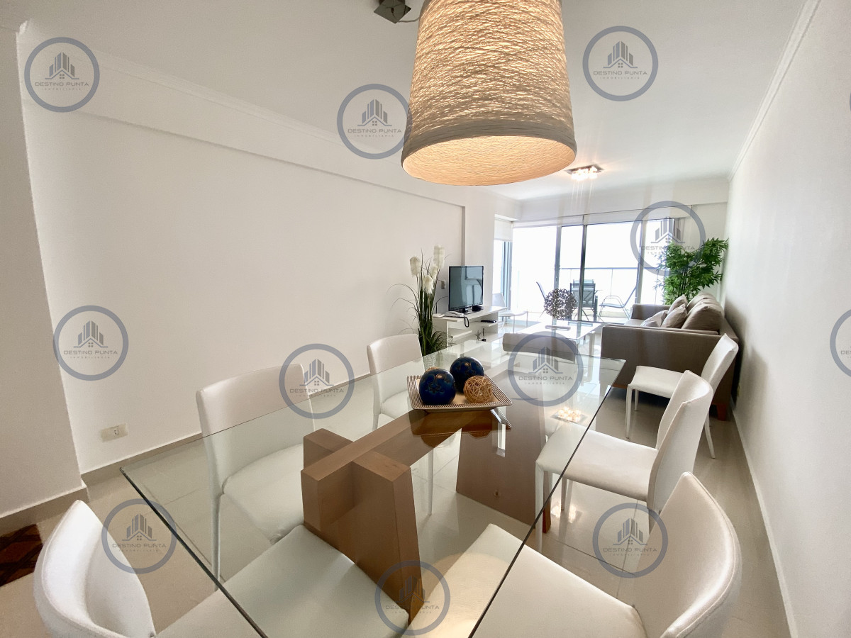 Apartamento ID.1305 - Moderno Apartamento de 2 Dormitorios en Playa Mansa - Venta y Alquiler Anual