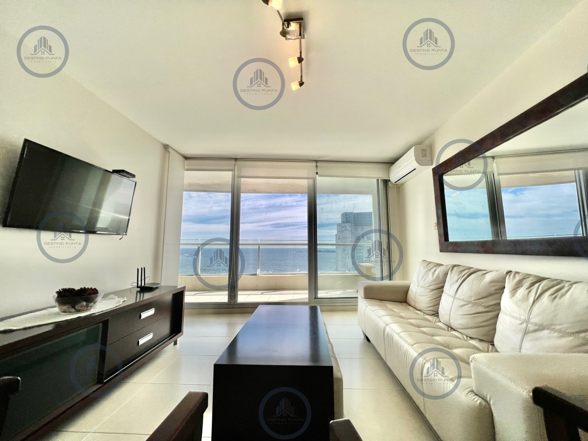 Moderno Apartamento en Playa Mansa de 2 Dormitorios SEASONS TOWER — fotografía 2